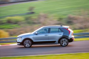 Kia Niro EX 2025: Ficha Técnica, Preço, Itens e Fotos