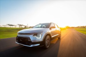 Kia Niro SX Prestige 2025: Ficha Técnica, Preço, Itens e Fotos