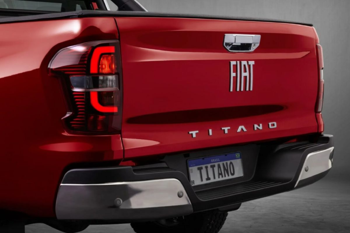 Traseira da Fiat Titano 2025