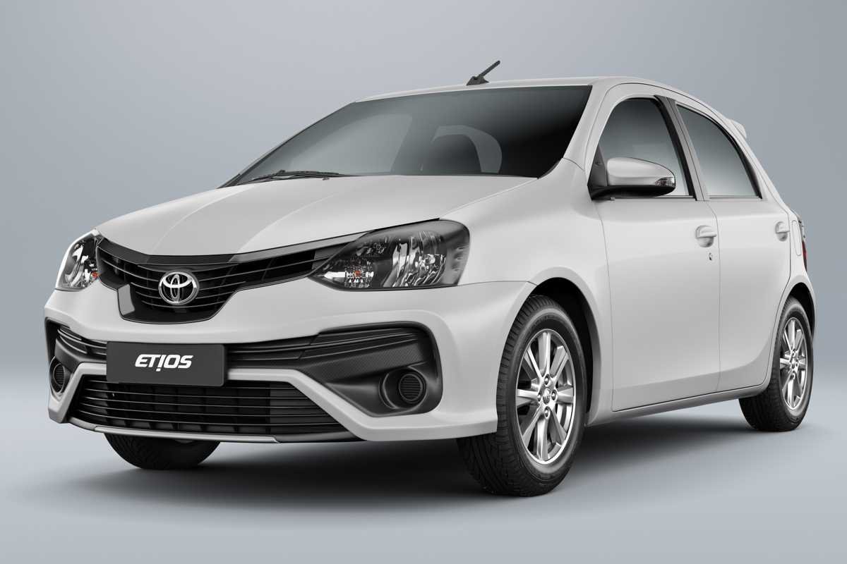 Toyota Etios lateral