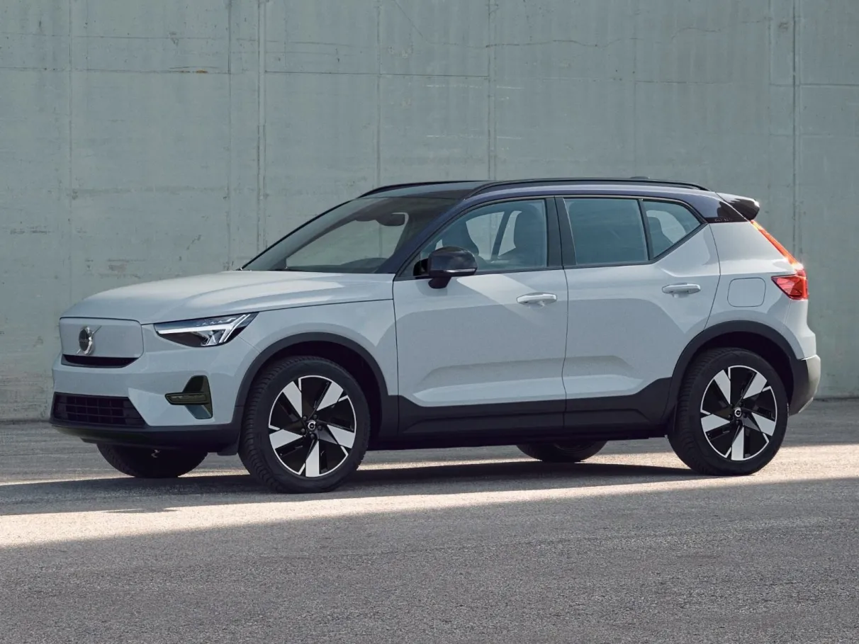 Volvo XC4