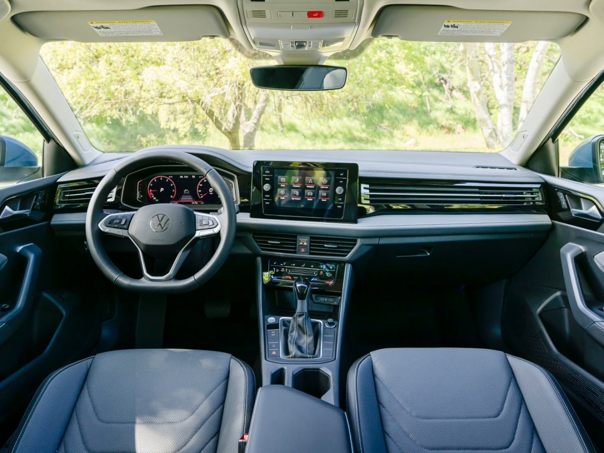 Interior do Volkswagen Jetta GLI