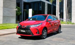 Toyota Yaris custa menos de R$ 100 mil; veja o novo valor