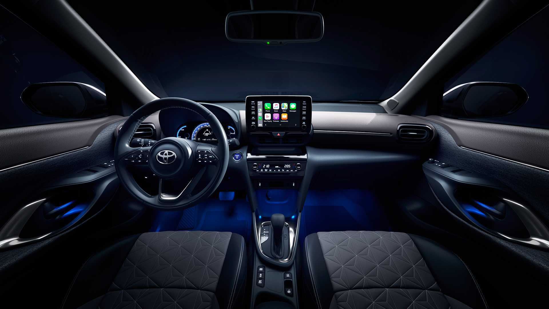 Interior do Toyota Yaris Cross